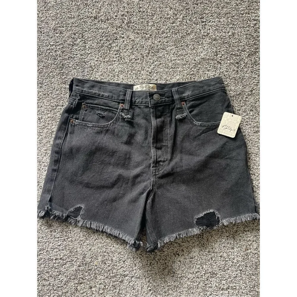 We The Free Cut-Off Distressed Shorts❤️